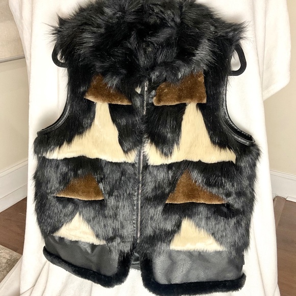 Donna Salyers Fabulous Furs Jackets & Blazers - DONNA SALYERS FABULOUS FURS FAUX FUR FULL ZIP MULTICOLORED VEST SIZE XL